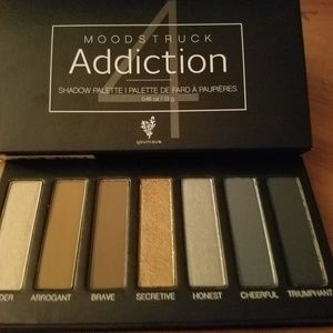 Younique makeup bundle